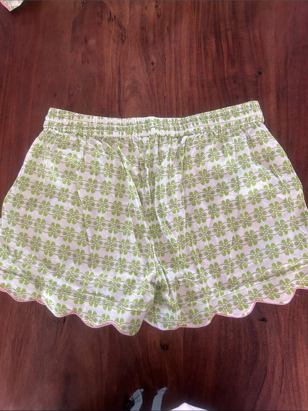 NWT Brooks Avenue Green Scalloped Pajama Set w/ Matching Bag Large - Picture 5 of 9